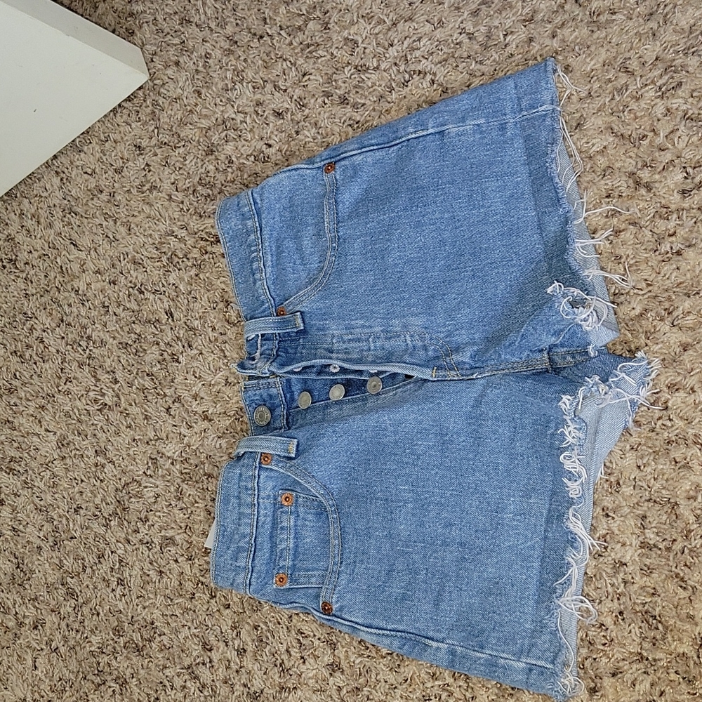 Levi's